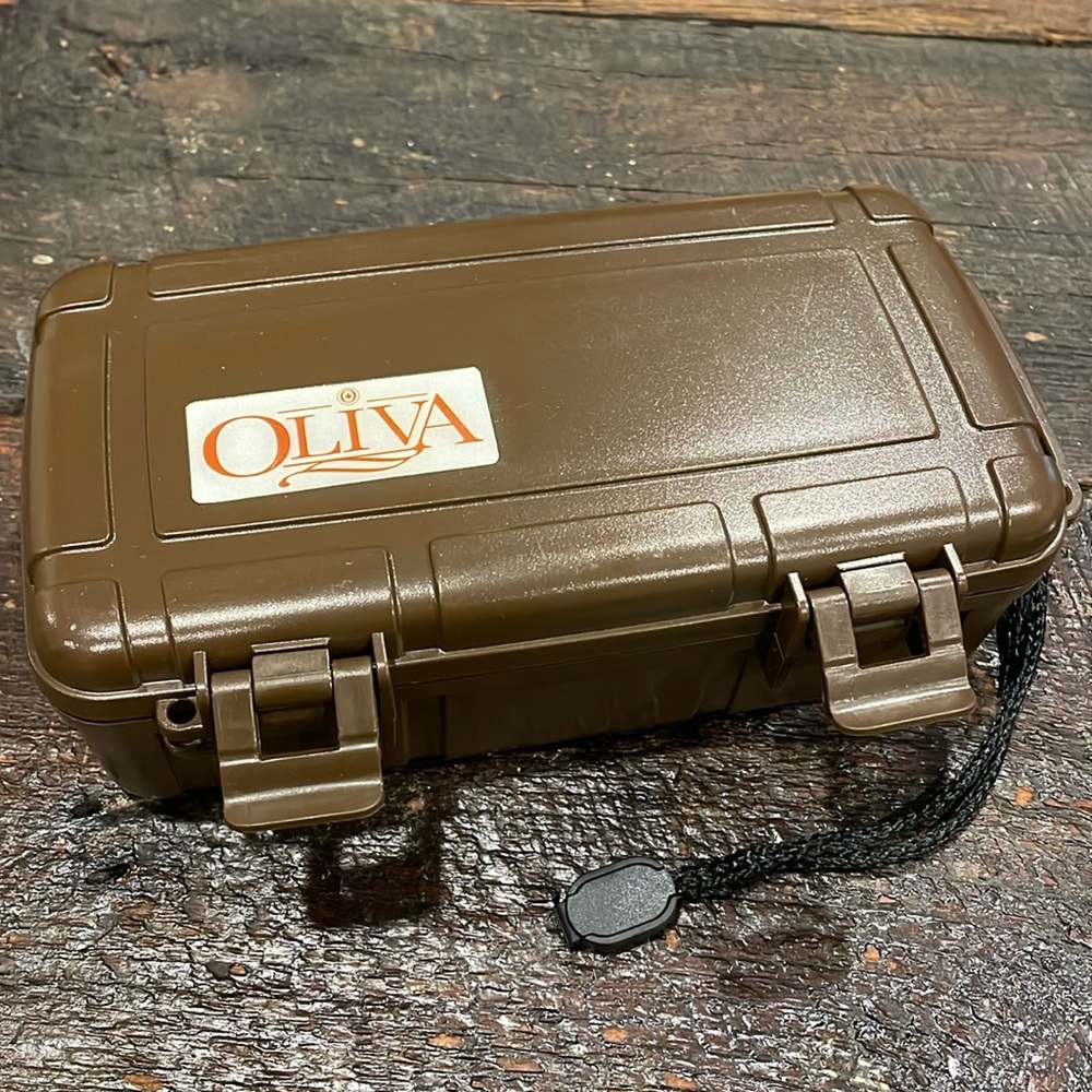 OLIVA Travel Cigar Humidor